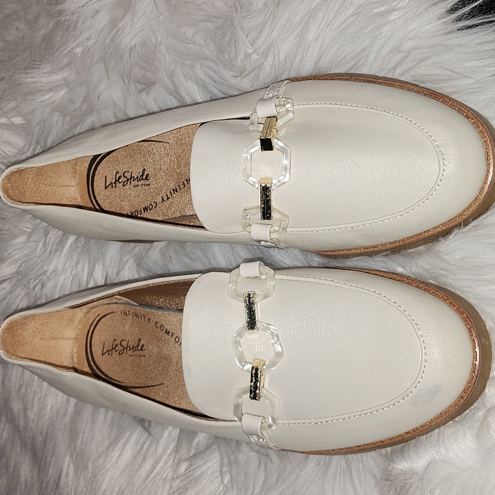 New Life Stride Cream Loafers, Sz. 9.5
